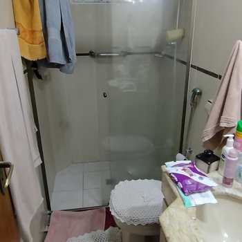 Casa em São Vicente, bairro Vila Valença