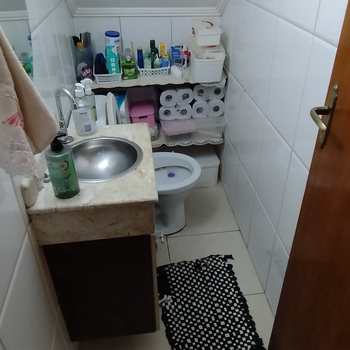 Casa em São Vicente, bairro Vila Valença