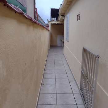 Casa em São Vicente, bairro Jardim Independência