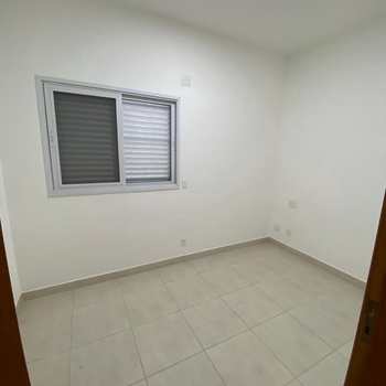 Casa em São Vicente, bairro Vila Voturua
