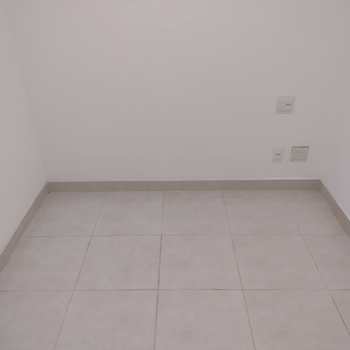 Casa em São Vicente, bairro Vila Voturua