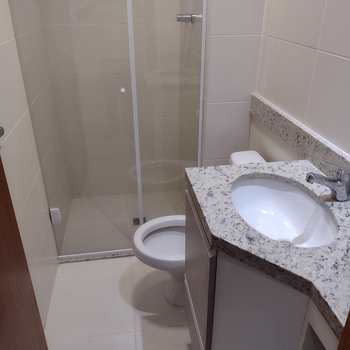 Casa em São Vicente, bairro Vila Voturua