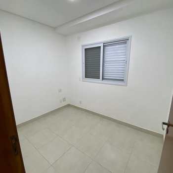 Casa em São Vicente, bairro Vila Voturua