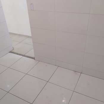 Apartamento em São Vicente, bairro Vila Voturua