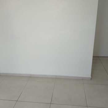 Apartamento em São Vicente, bairro Vila Voturua