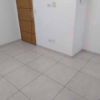 Apartamento em São Vicente, bairro Vila Voturua