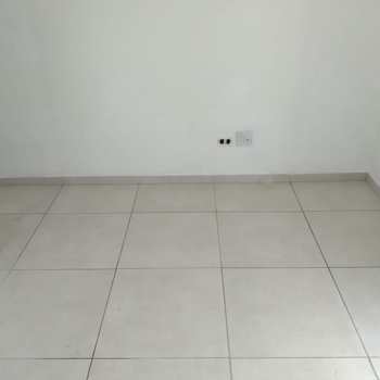 Apartamento em São Vicente, bairro Vila Voturua