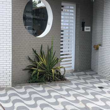 Apartamento em São Vicente, bairro Vila Voturua