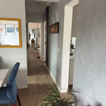 Apartamento em São Vicente, bairro Vila Cascatinha
