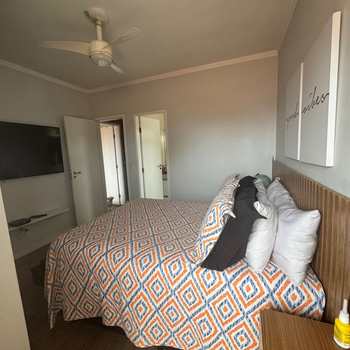 Apartamento em São Vicente, bairro Vila Cascatinha