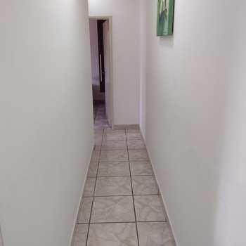 Apartamento em São Vicente, bairro Vila Valença