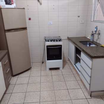 Apartamento em São Vicente, bairro Vila Valença