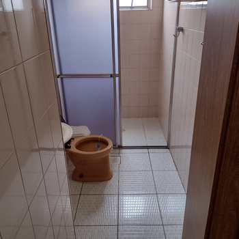 Apartamento em São Vicente, bairro Vila Valença