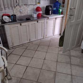 Casa em São Vicente, bairro Jardim Independência