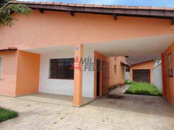 Casa, código 835103 em Praia Grande, bairro Flórida