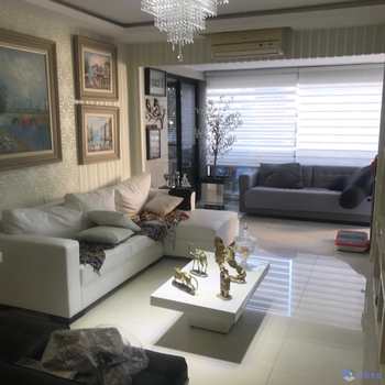 Apartamento em Rio de Janeiro, bairro Barra da Tijuca