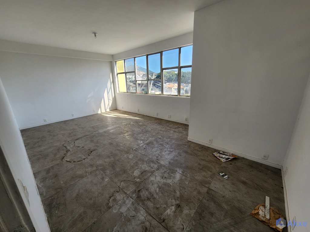 Sala Comercial em Rio de Janeiro, no bairro Campo Grande