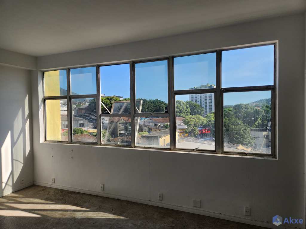 Sala Comercial em Rio de Janeiro, no bairro Campo Grande
