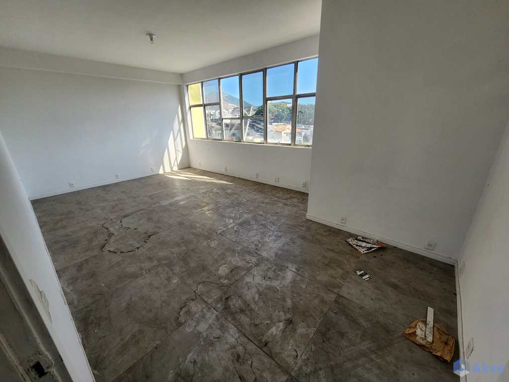 Sala Comercial em Rio de Janeiro, no bairro Campo Grande