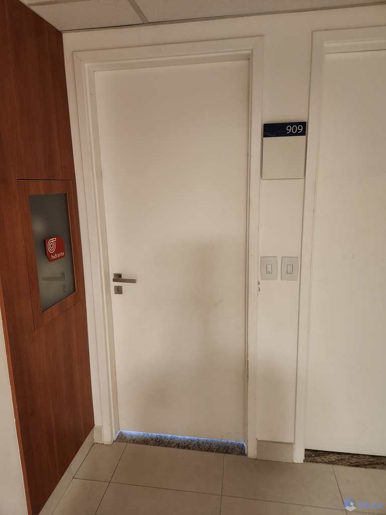 Sala Comercial em Rio de Janeiro, no bairro Jacarepaguá