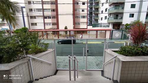 Apartamento, código 204 em Praia Grande, bairro Tupi