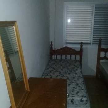 Apartamento em Praia Grande, bairro Caiçara