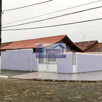 Casa em Praia Grande, bairro Maracanã