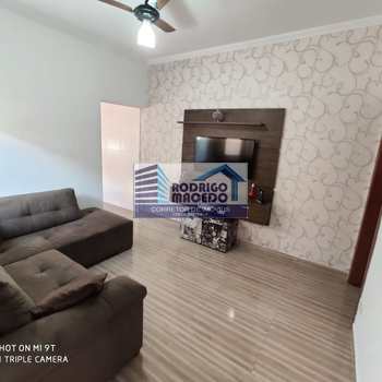 Casa em Praia Grande, bairro Tude Bastos