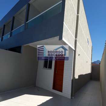 Sobrado em Praia Grande, bairro Samambaia