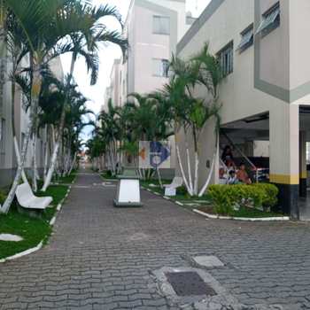 Apartamento em Suzano, bairro Vila Urupês
