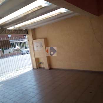 Casa em Suzano, bairro Jardim Santa Helena