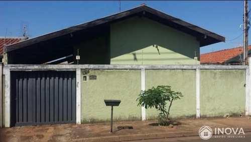 Casa, código 182 em Barretos, bairro Zequinha Amêndola