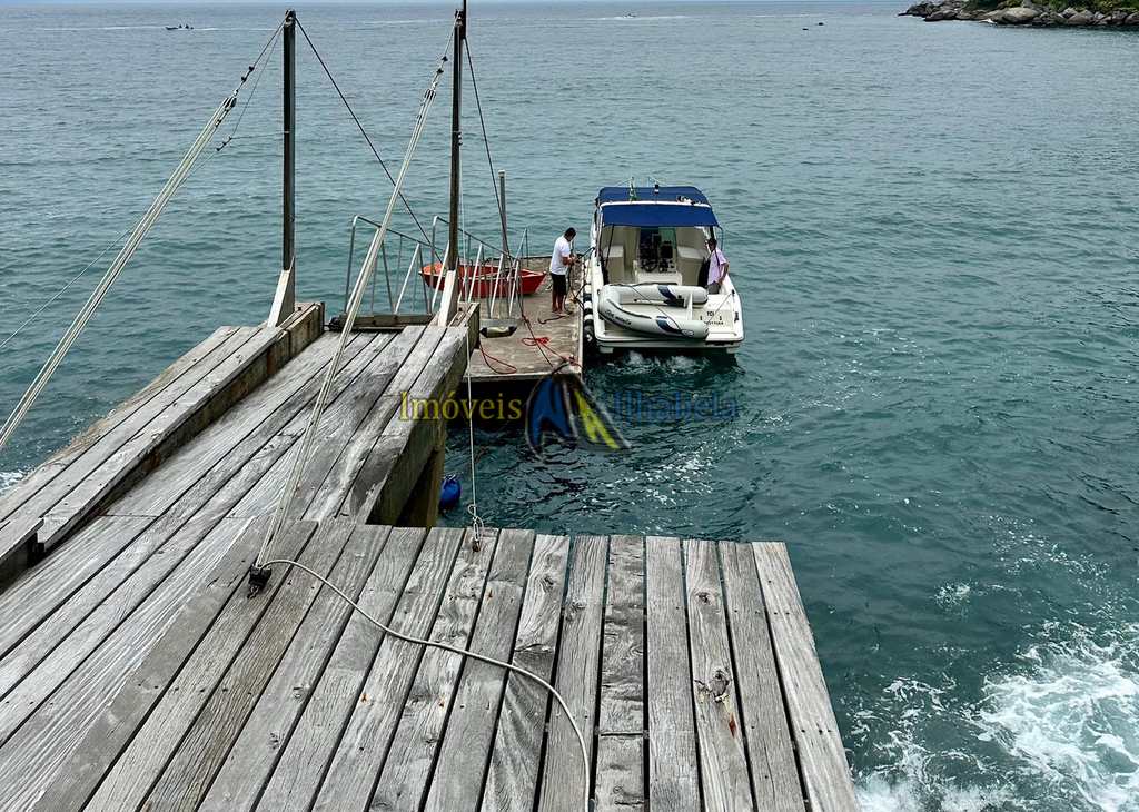 Casa em Ilhabela, no bairro Norte
