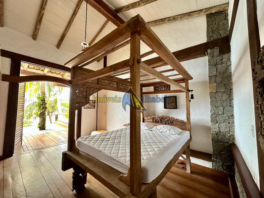 Casa em Ilhabela, no bairro Norte