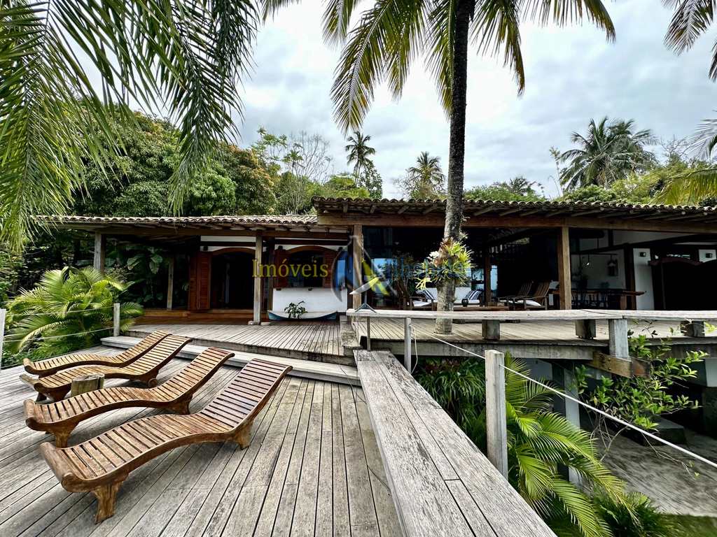 Casa em Ilhabela, no bairro Norte