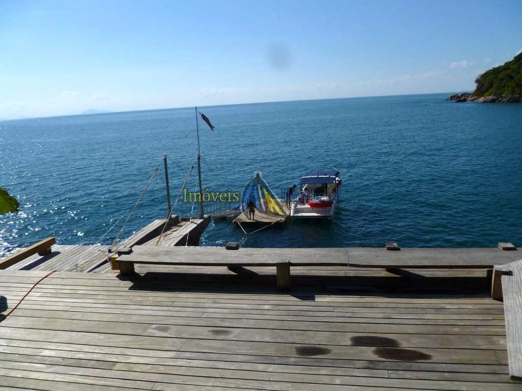 Casa em Ilhabela, no bairro Norte