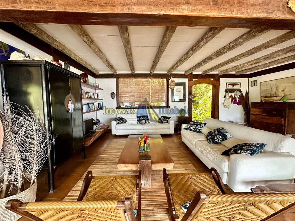 Casa em Ilhabela, no bairro Norte