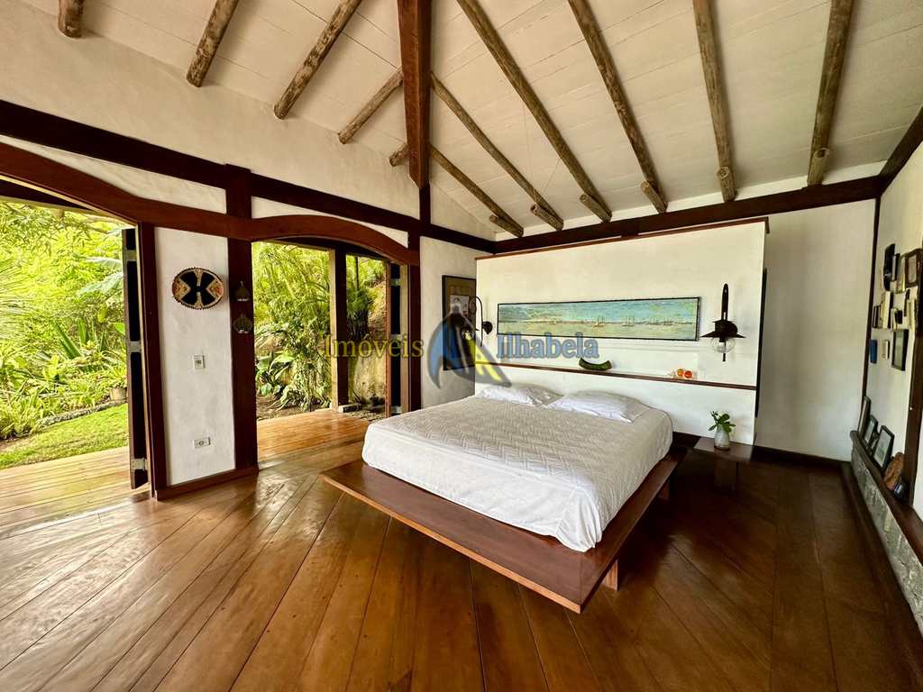 Casa em Ilhabela, no bairro Norte