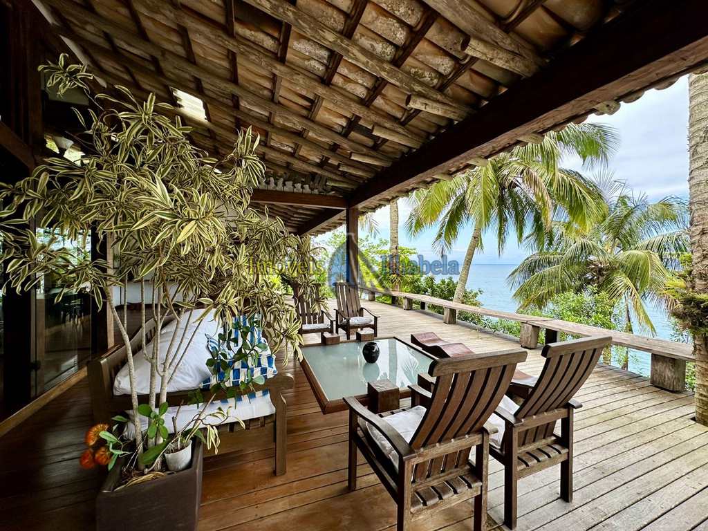 Casa em Ilhabela, no bairro Norte