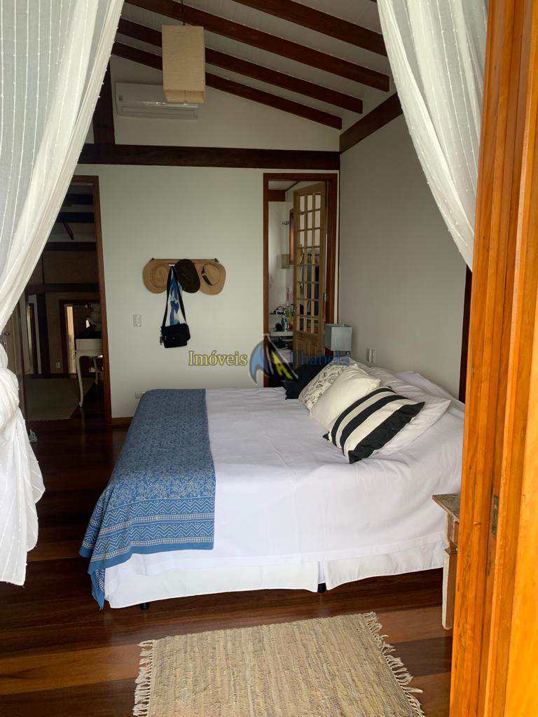 Casa de Condomínio em Ilhabela, no bairro Sul