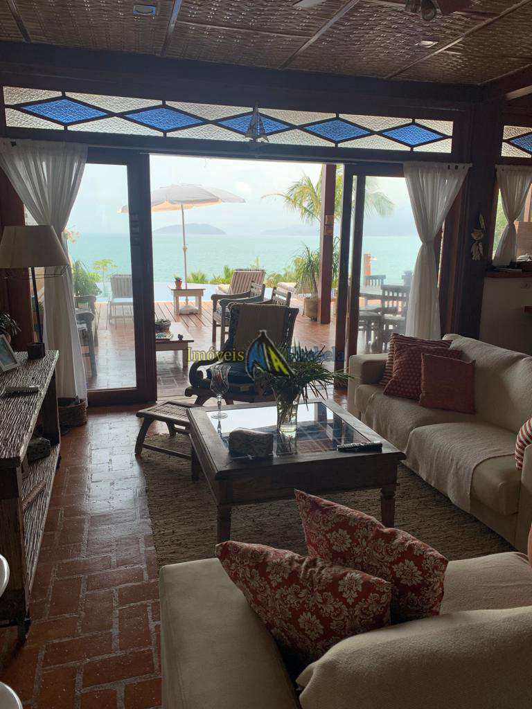 Casa de Condomínio em Ilhabela, no bairro Sul