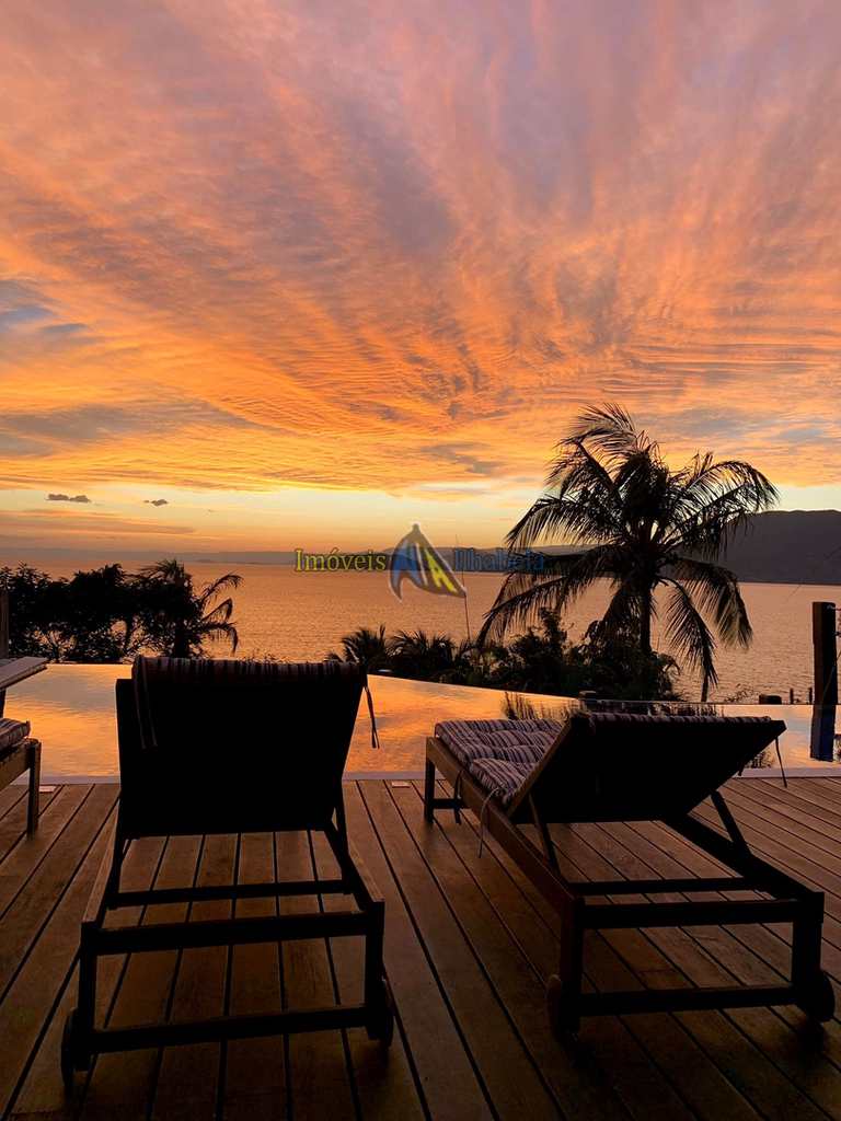 Casa de Condomínio em Ilhabela, no bairro Sul