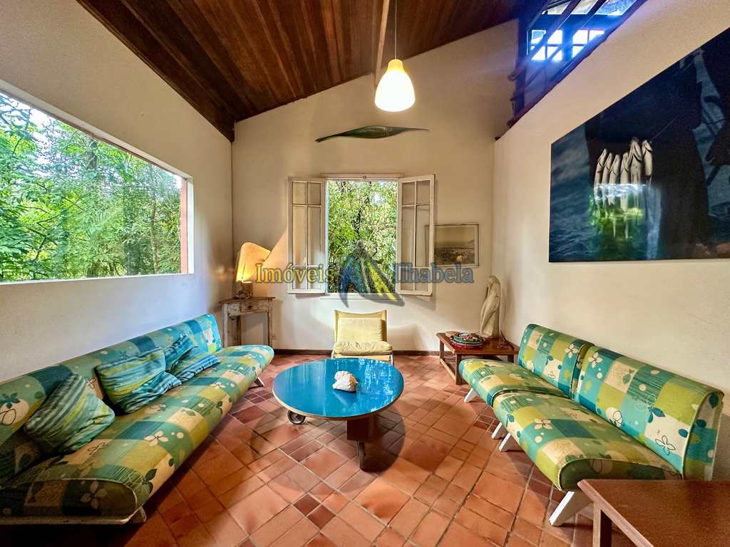 Casa em Ilhabela, no bairro Sul