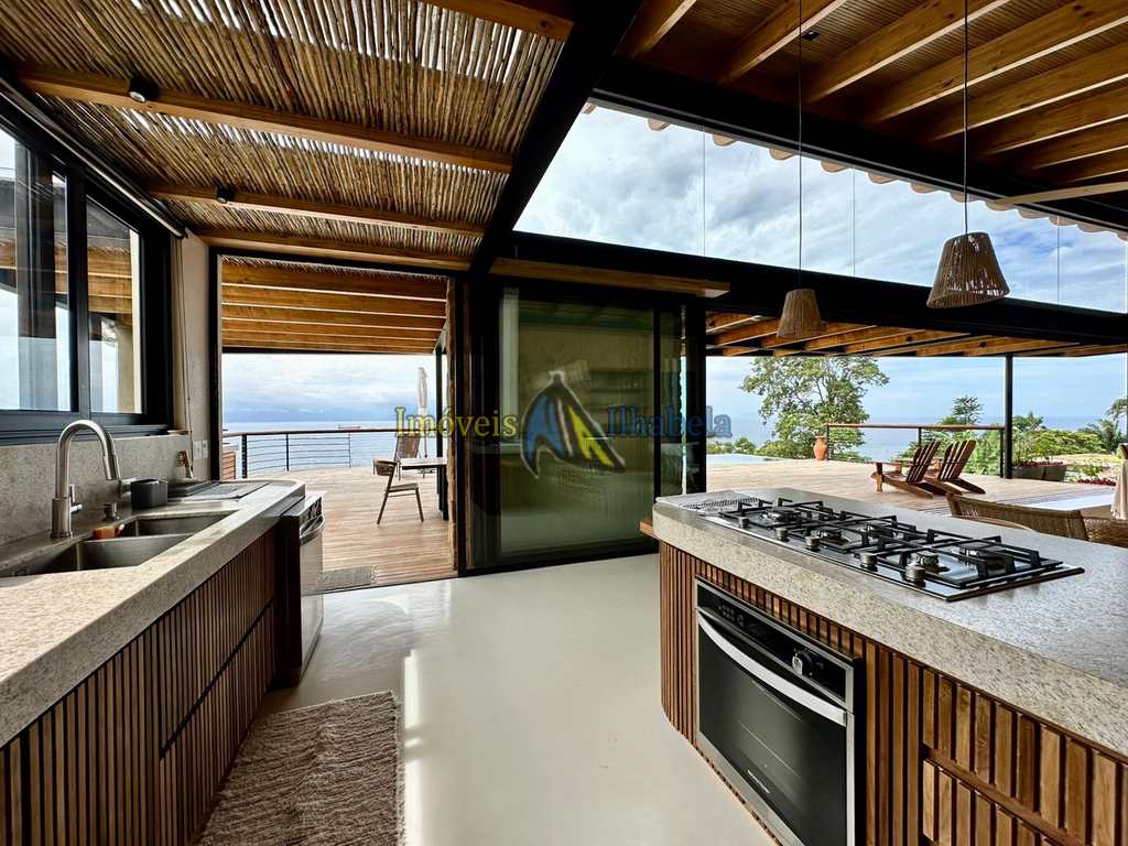 Casa de Condomínio em Ilhabela, no bairro Norte