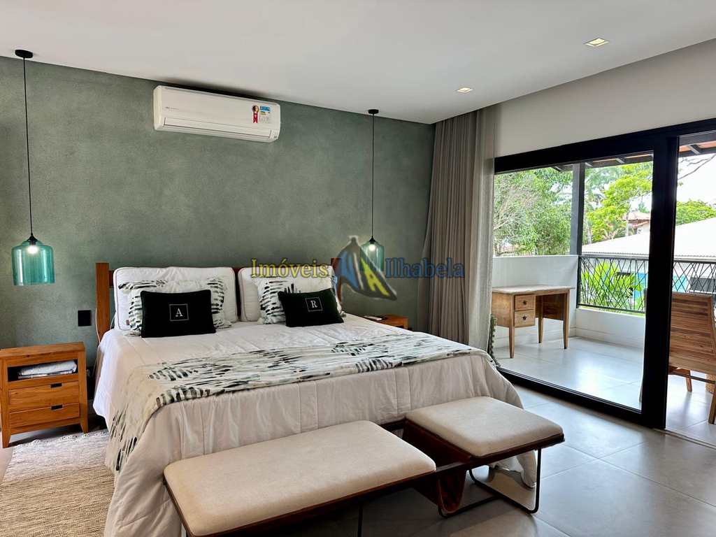 Casa de Condomínio em Ilhabela, no bairro Centro