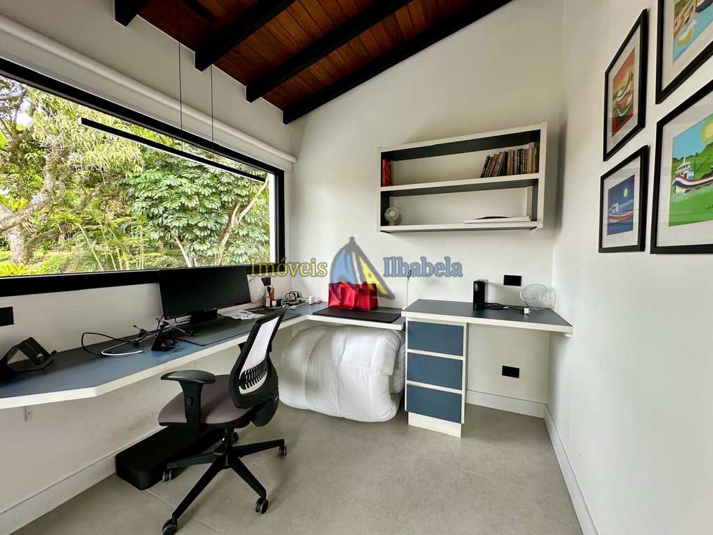 Casa de Condomínio em Ilhabela, no bairro Centro