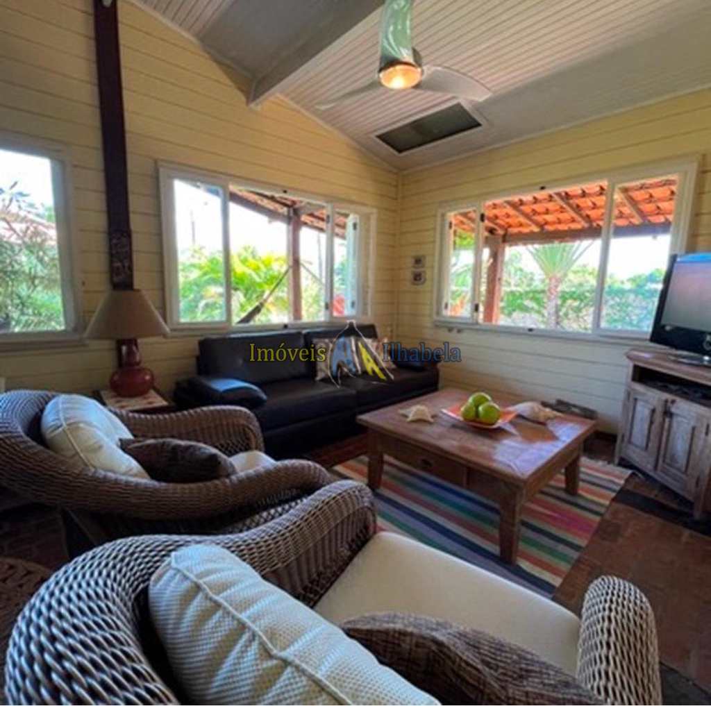 Casa em Ilhabela, no bairro Sul