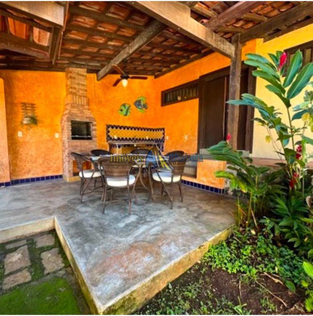Casa em Ilhabela, no bairro Sul