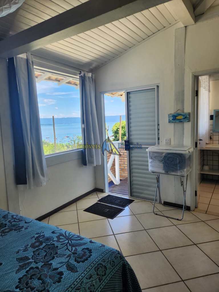Casa em Ilhabela, no bairro Centro