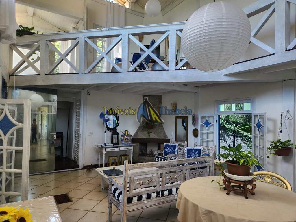 Casa em Ilhabela, no bairro Centro